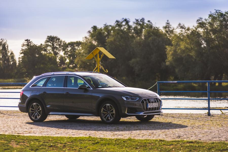  Audi A4 Allroad 40 TDI Quattro (B9) 2019 года  (WW) (фото 1 из 40)